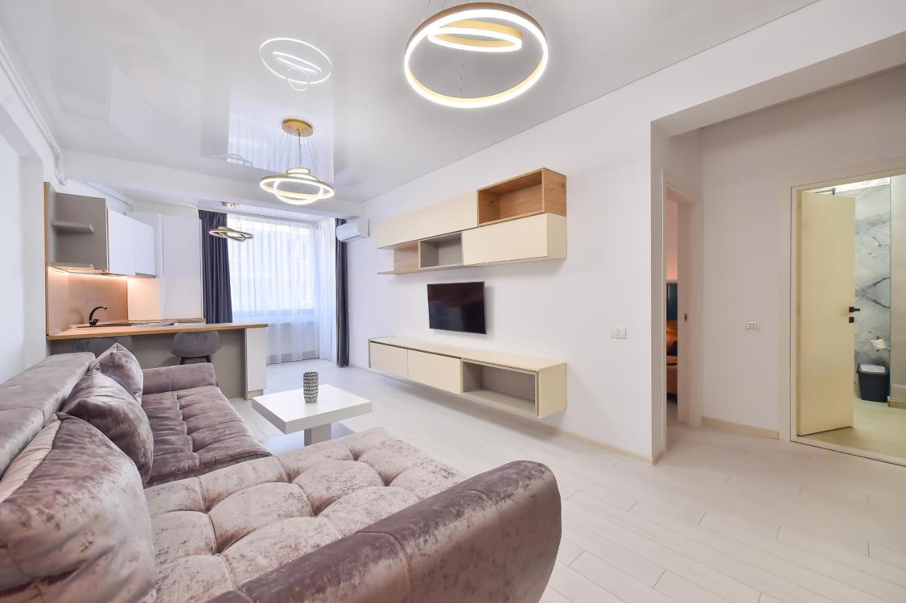 Hotel Building Stefan Resort I นาโวดาริ ภายนอก รูปภาพ