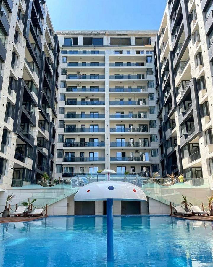 Hotel Building Stefan Resort I นาโวดาริ ภายนอก รูปภาพ